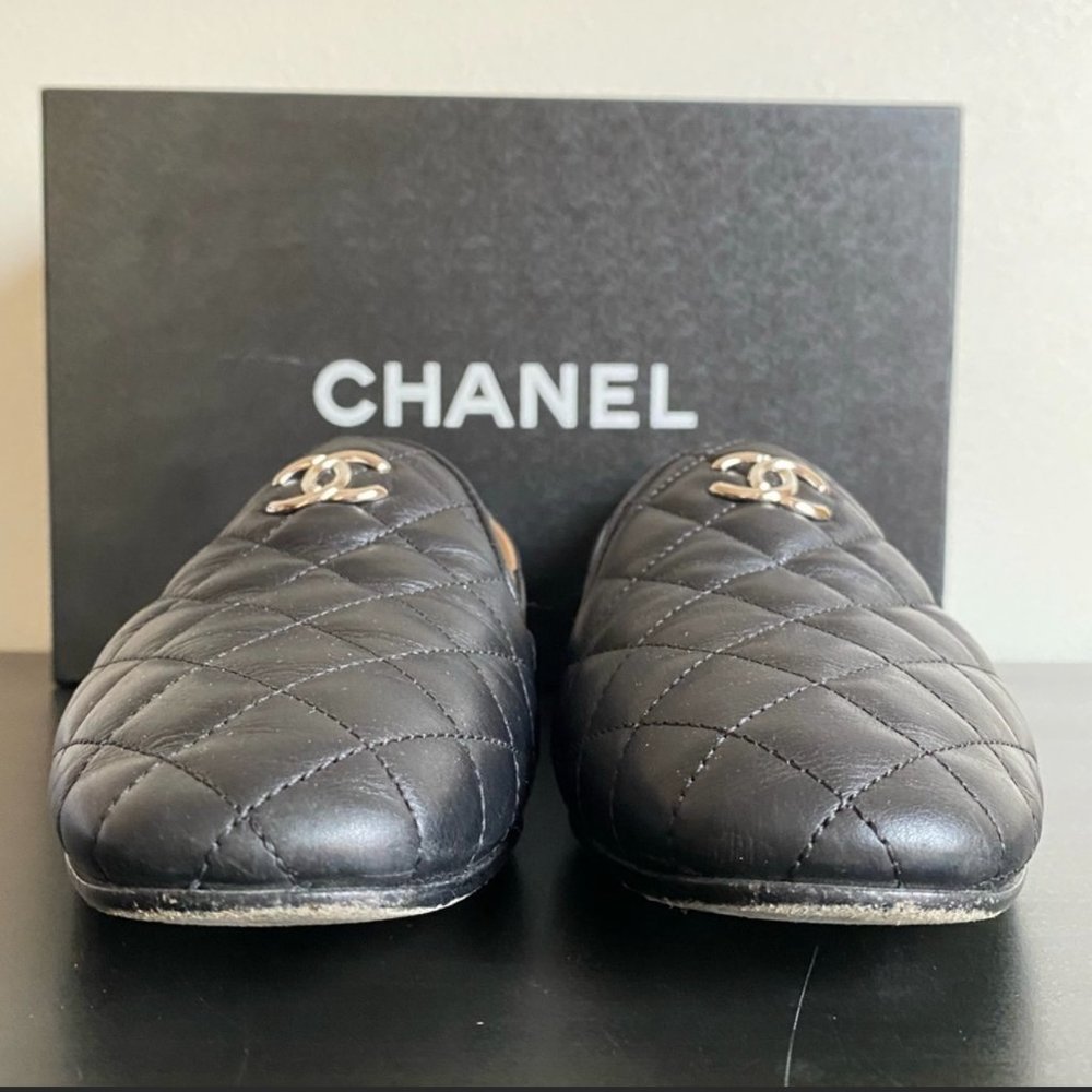 CHANEL Black Lambskin Quilted Leather Loafers Silver CC 37.5 7 7.5 Shoes Box - Picture 4 of 12